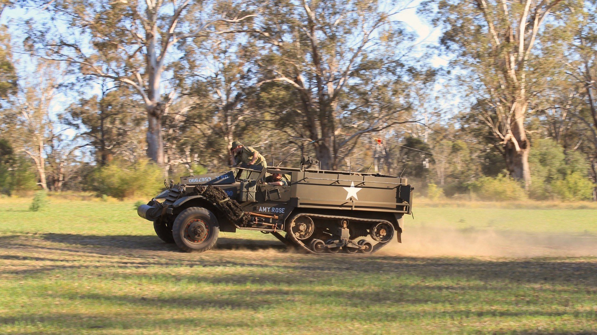 开云体育入口-太阳在客场激战到最后一秒，布克投中绝杀三分，带领球队逆转取胜！